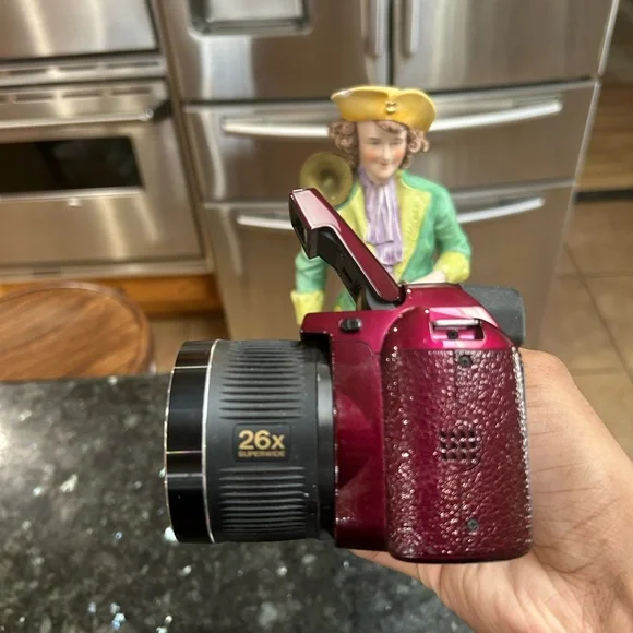 Rare FUJIFILM FINEPIX S3380 14 MP Digital Camera Burgundy Red w/bag SD CARD